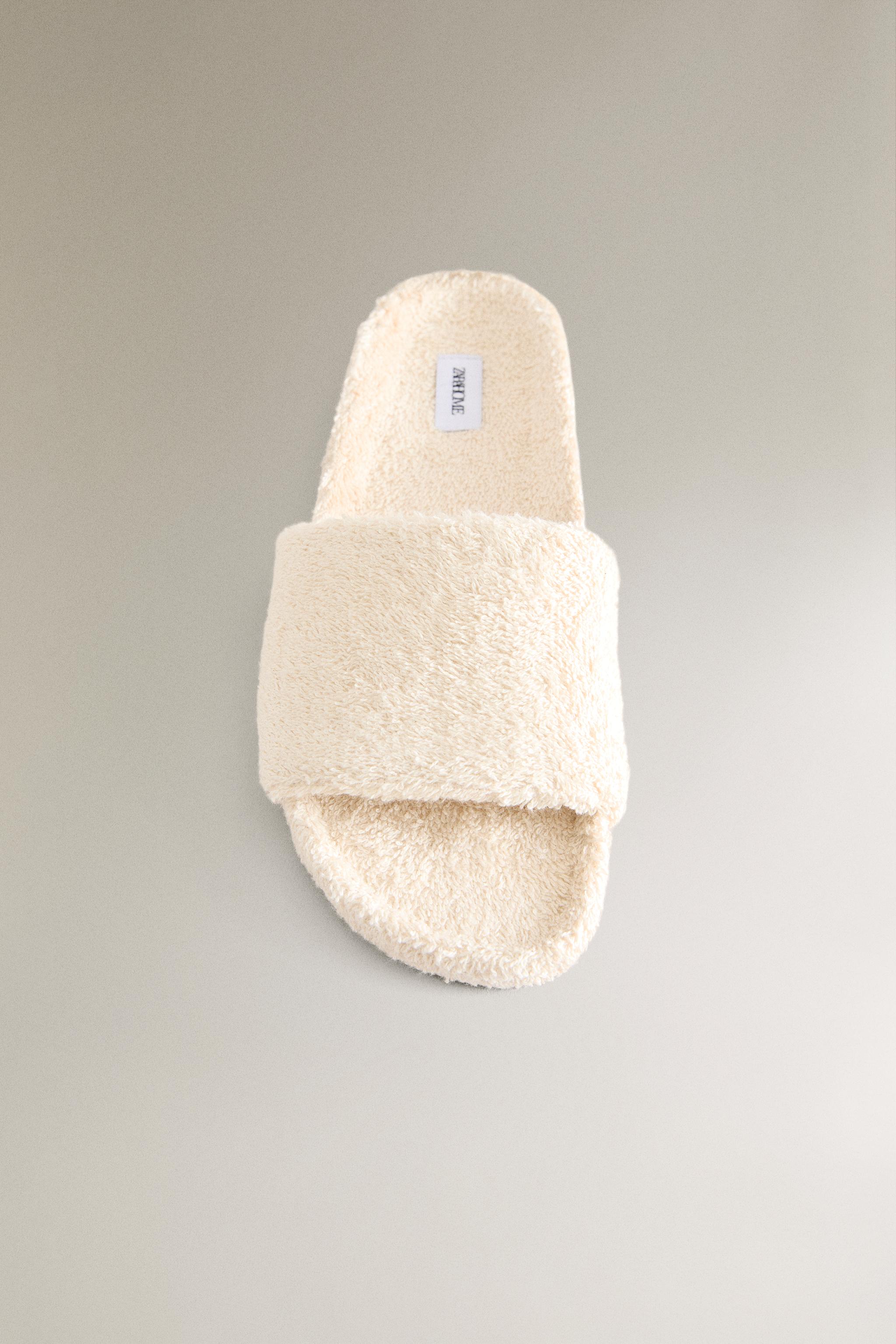 TERRY SLIDE SANDALS